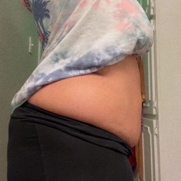 Belly Drops 💧 - Picture 3 of 6